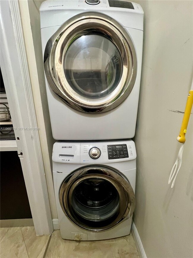 Building Photo - 15263 SW 169th Ln