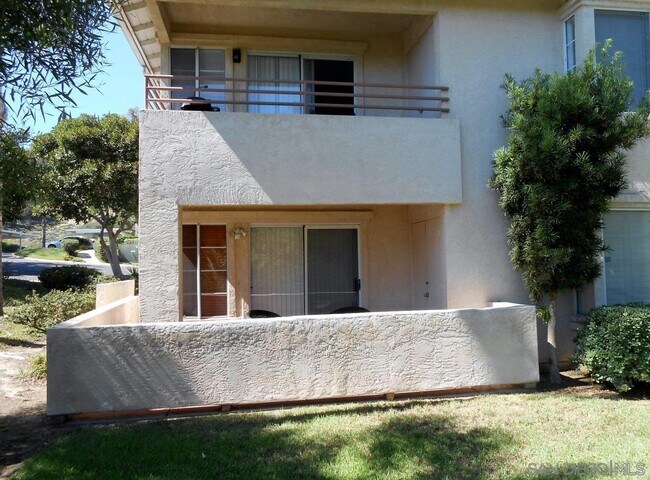 Building Photo - 4850 Bella Pacific Row