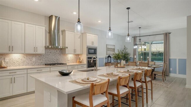 Building Photo - 5612 Lightning Whelk Ln