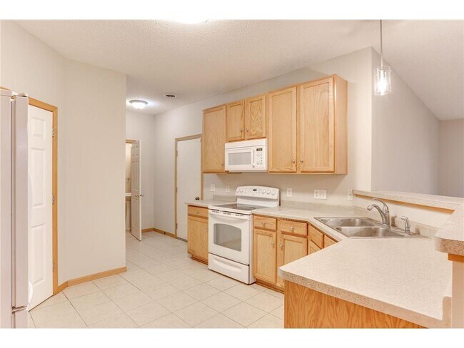 Building Photo - 18171 70th Ave N