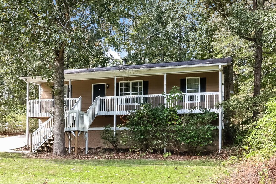 Building Photo - 71 Brooke Dr