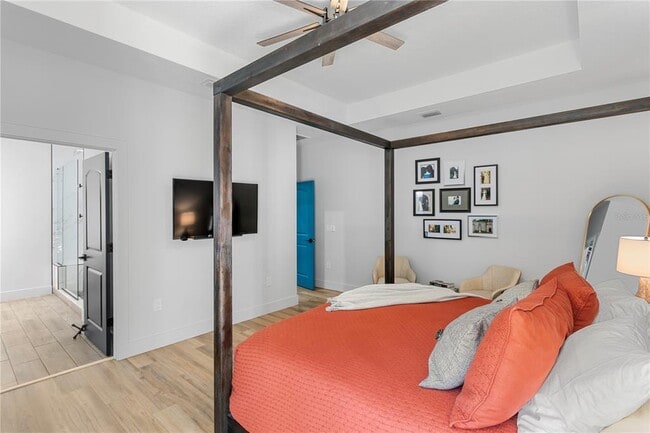 Building Photo - 2107 Branch Hill St