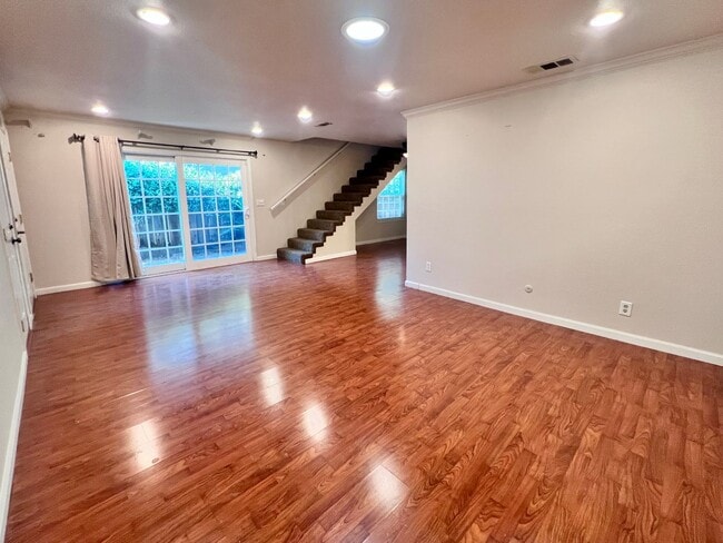 Building Photo - $1,995 Blackstone & Sierra 2 Bedroom Condo...