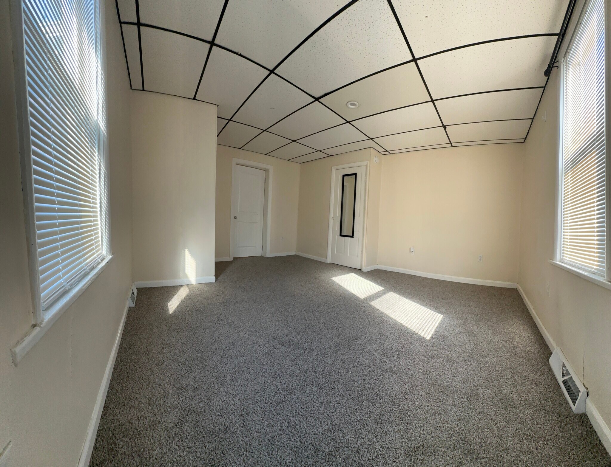 Building Photo - 134 Sherman St