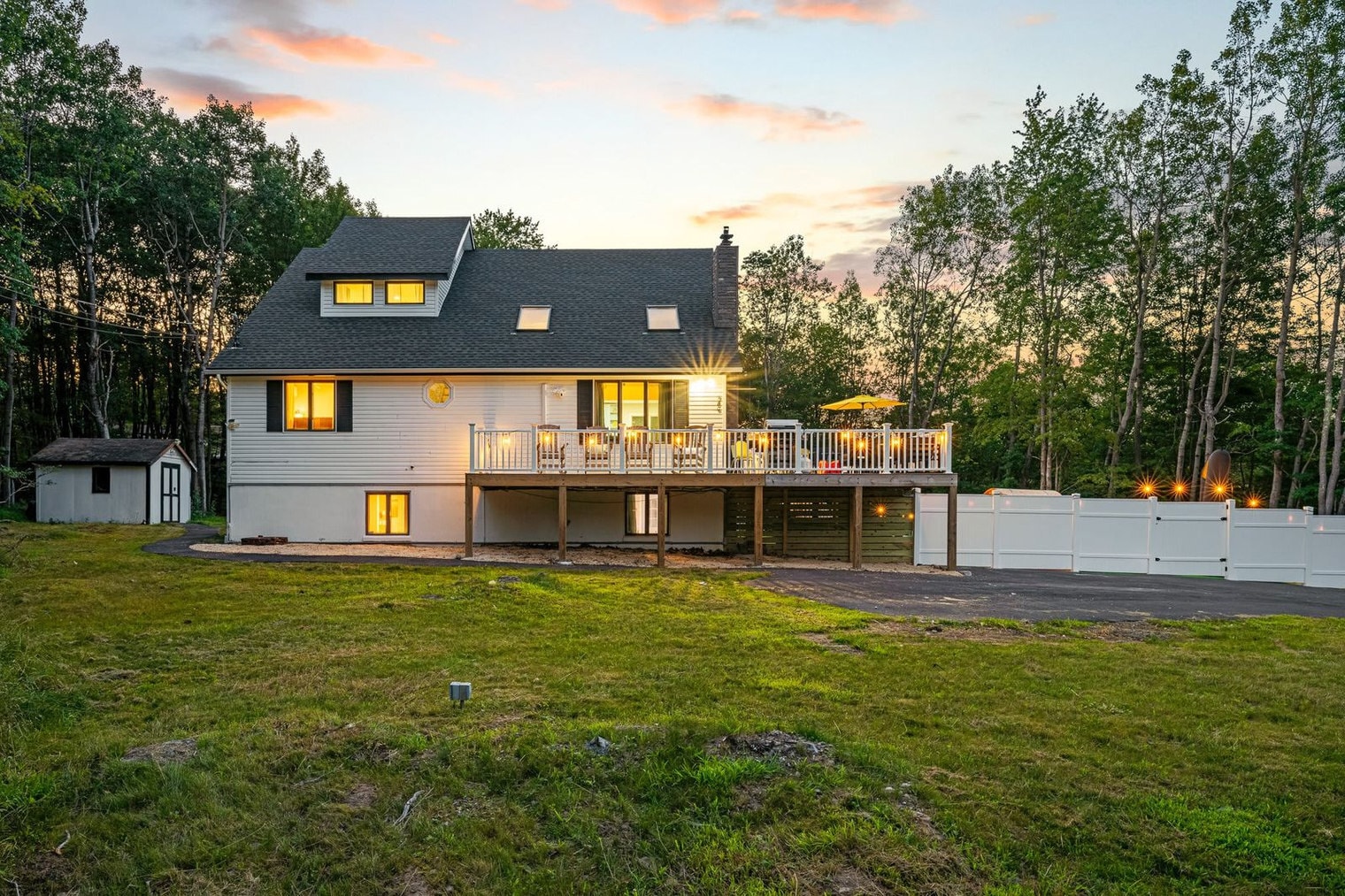 Building Photo - 789 Clearview Dr