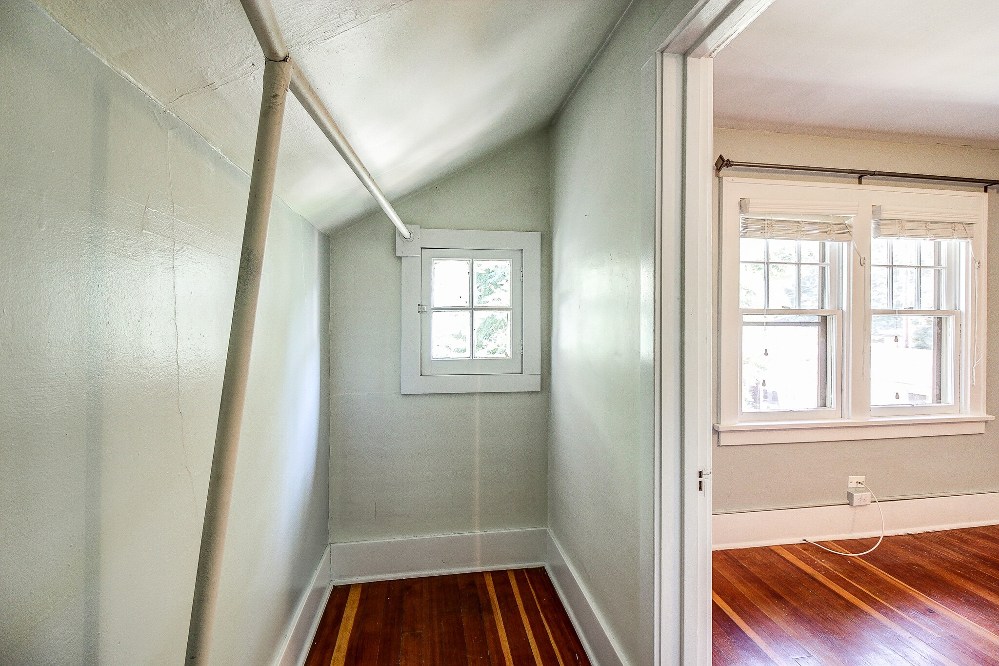 Building Photo - 1306 N 13th St