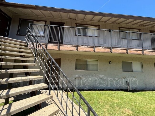 Building Photo - 1881 Emma Lee Ln