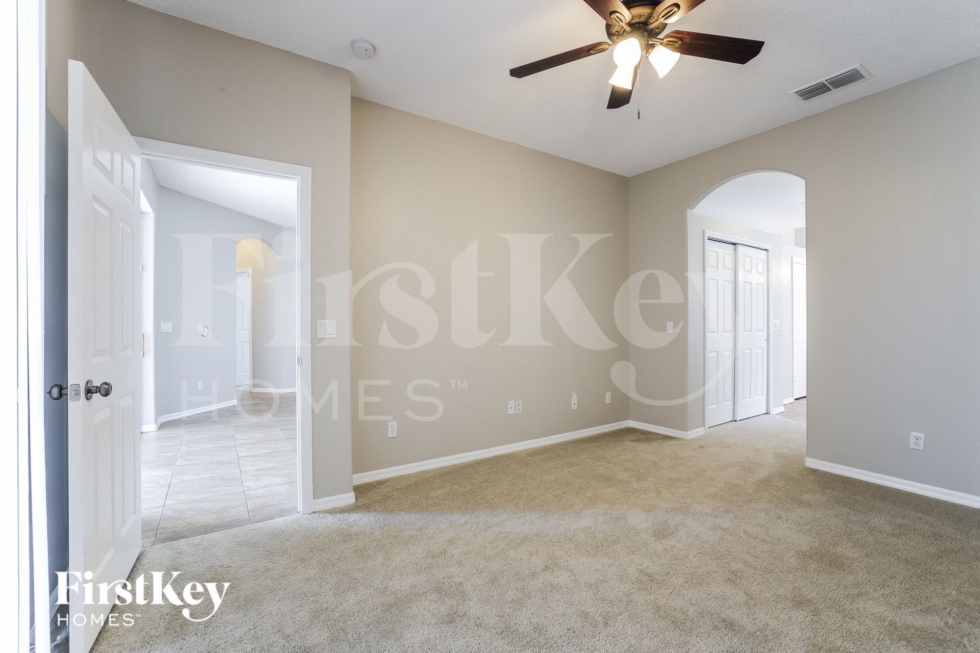 Building Photo - 2604 Southpointe Ct