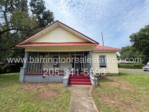 Building Photo - 4900 Terrace R-