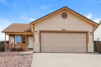 Building Photo - 4814 Pathfinder Dr