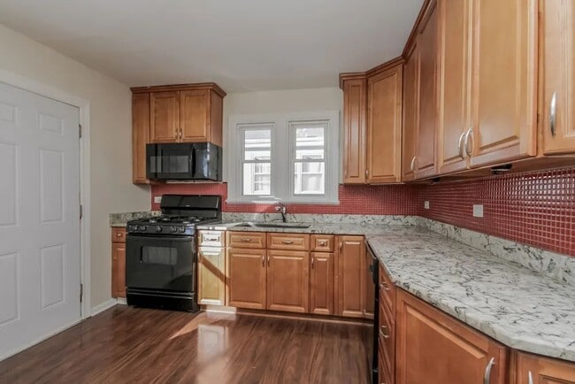 Building Photo - 9320 S 54th Ct