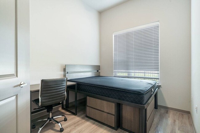 Bedroom - unfurnished - Northside Apartments