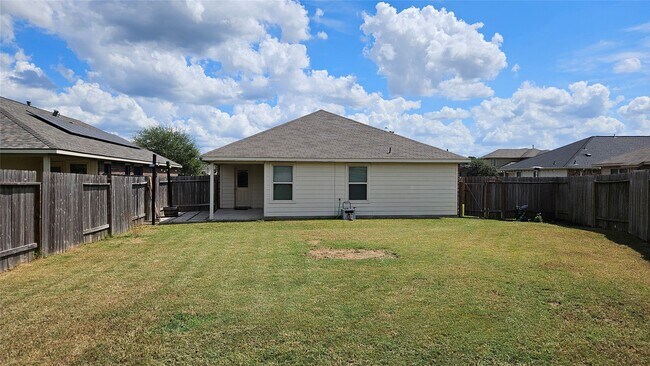 Building Photo - 23707 Water Hickory Dr