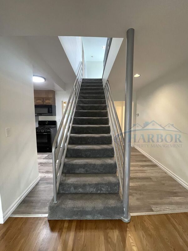 Building Photo - 3706 S Emily St