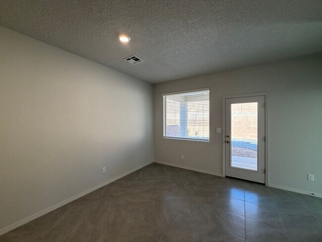 Building Photo - New Build 3 Bedroom Single Story Home Available Near Unser Blvd NE & Northern Blvd NE in Rio Rancho!