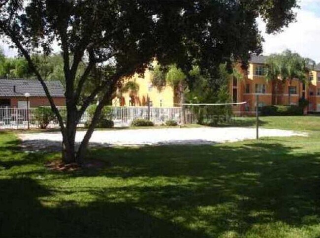 Building Photo - ORLANDO: Convenient to Airport, 3rd Floor ...