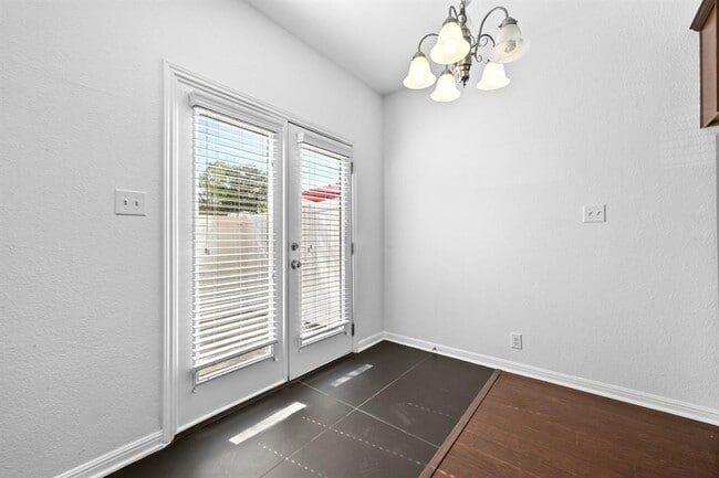 Building Photo - 11248 Lost Maples Trl