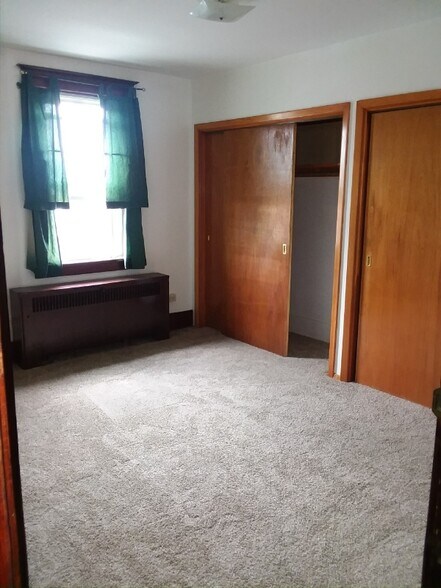 Building Photo - 1122 9th St