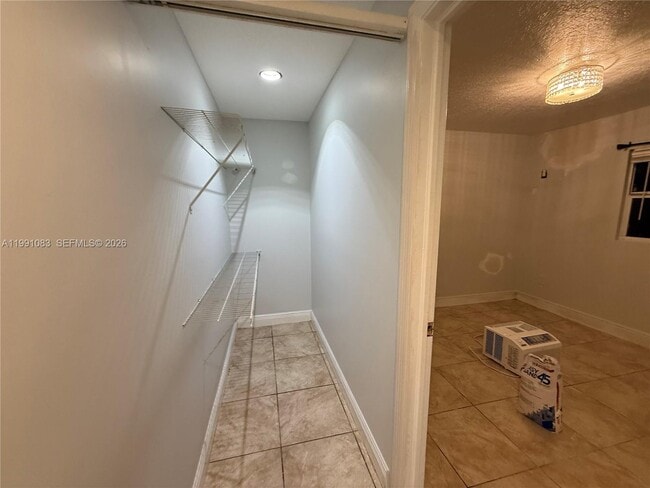 Building Photo - 5488 Fearnley Rd