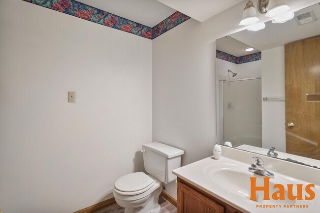 Building Photo - 1839 SE 43rd Terrace