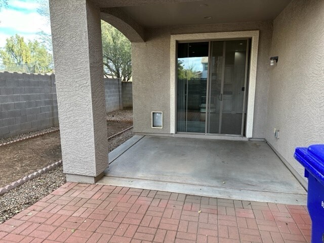 Building Photo - 1206 E Boston St