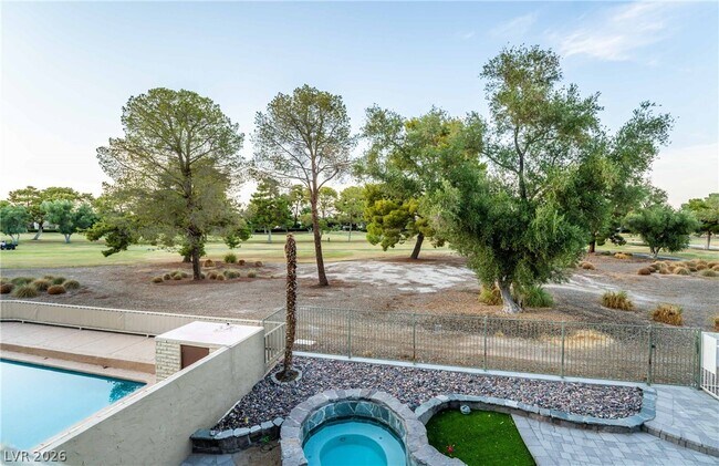 Building Photo - 980 Vegas Valley Dr