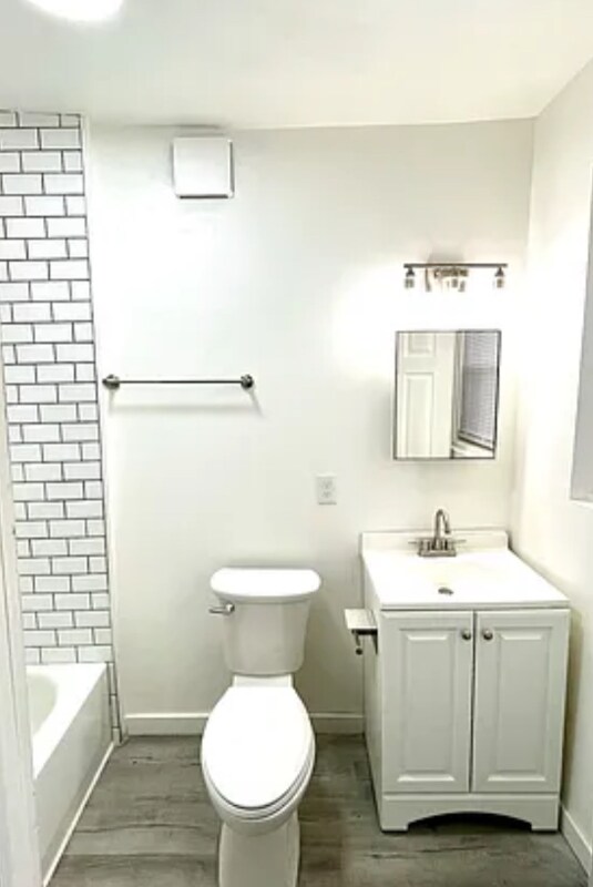 Building Photo - 2131 Williams Ave