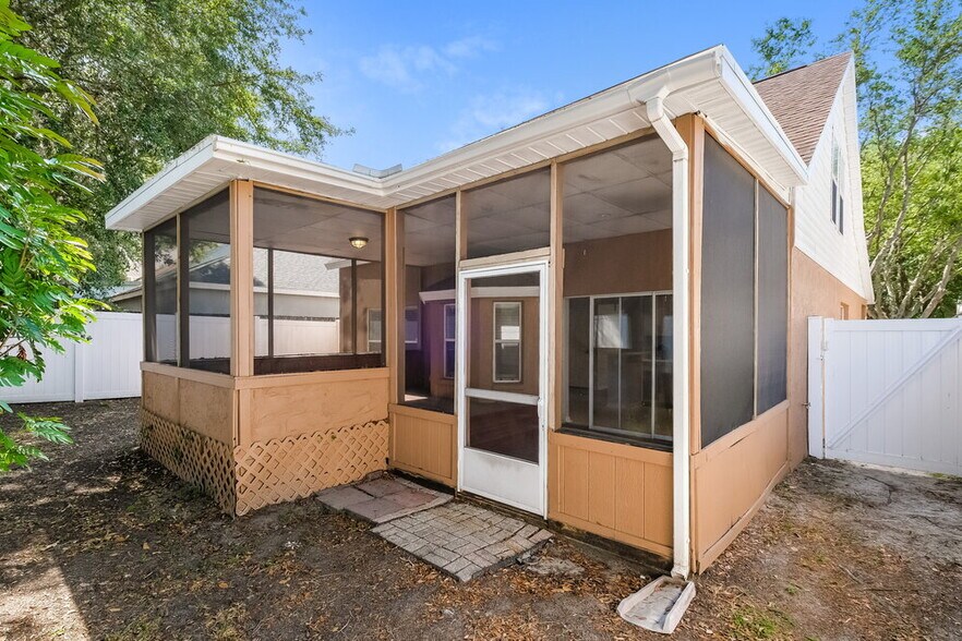 Building Photo - 721 Cape Cod Cir