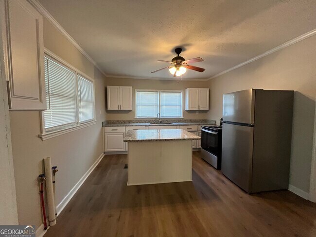Building Photo - 1473 GA-16