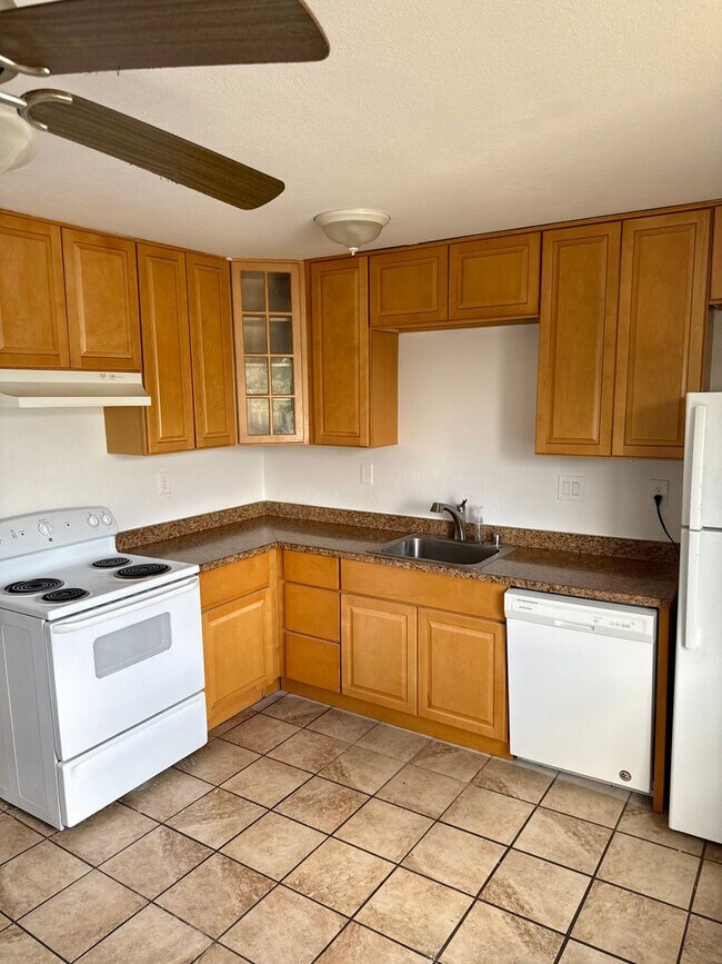 Building Photo - Charming 2-Bedroom Condo in Antioch