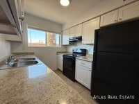 Building Photo - 1045 E University Dr