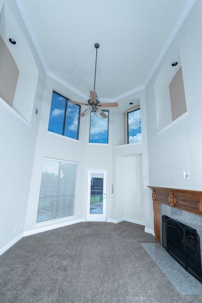 Building Photo - 2551 Brazos Dr