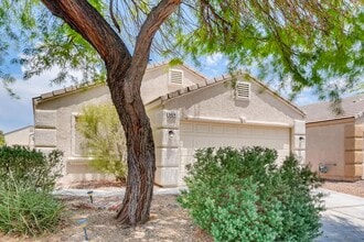 Building Photo - BEAUTIFUL 1 Story, 3 Bedroom 2 Bath Home Near Centennial Hills