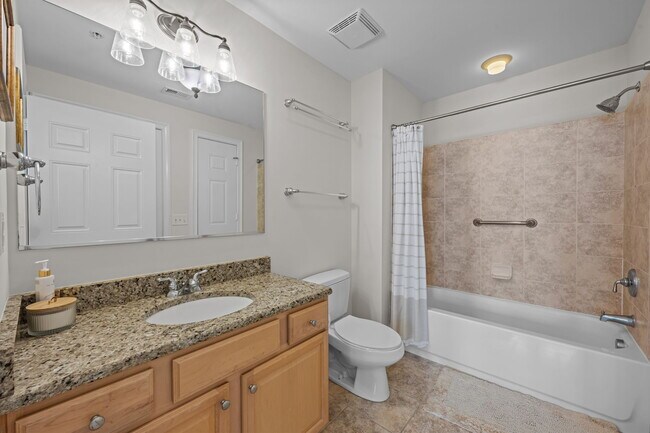 Building Photo - 419 Sky Sail Blvd