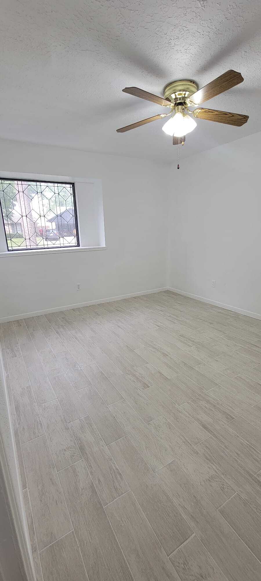 Building Photo - 5727 Arbor Vitae Dr