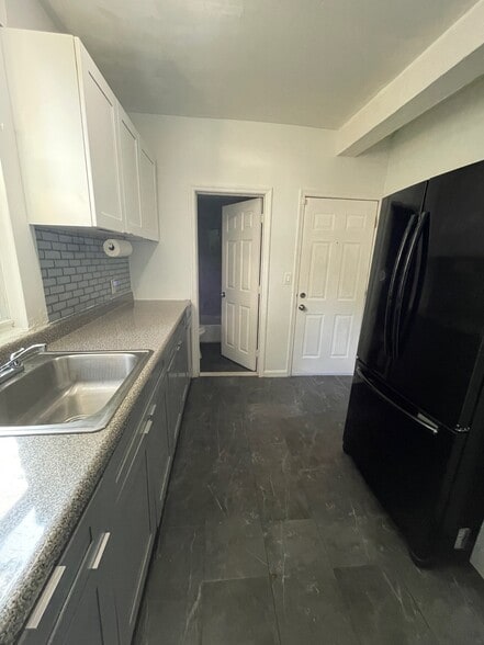 Building Photo - 101 Bedford St