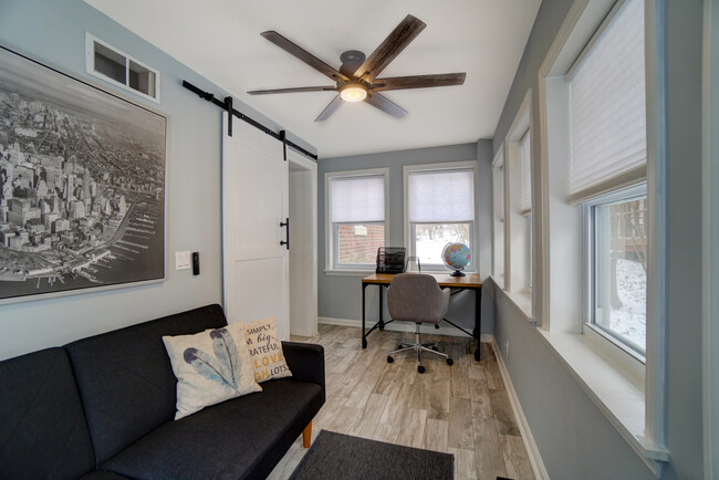 Office / Sunroom - 3930 Red Bud Ave