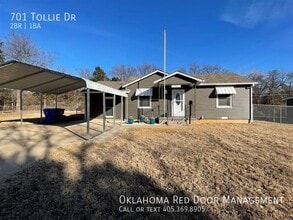Building Photo - 701 Tollie Dr