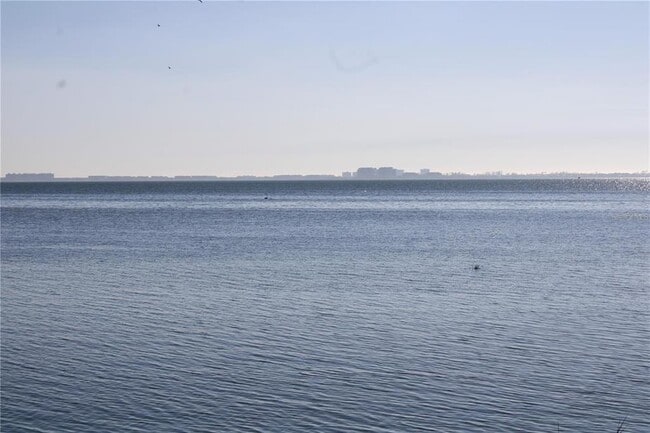 Building Photo - 6470 Mourning Dove Dr