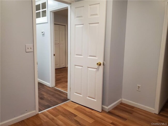 Building Photo - 24 Orange Ln