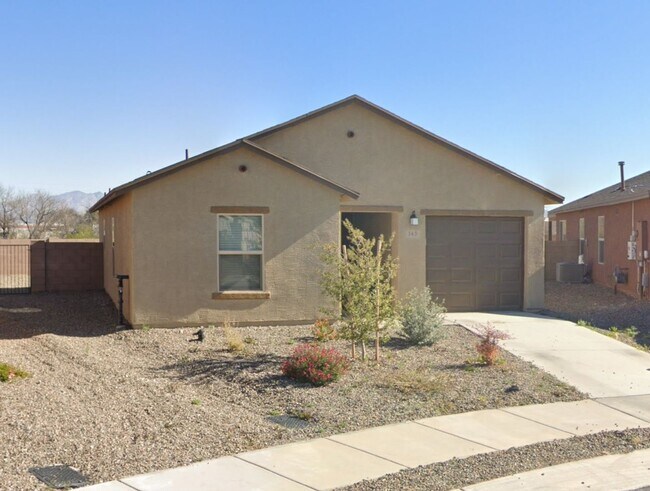 Building Photo - Two Bedroom home with Solar