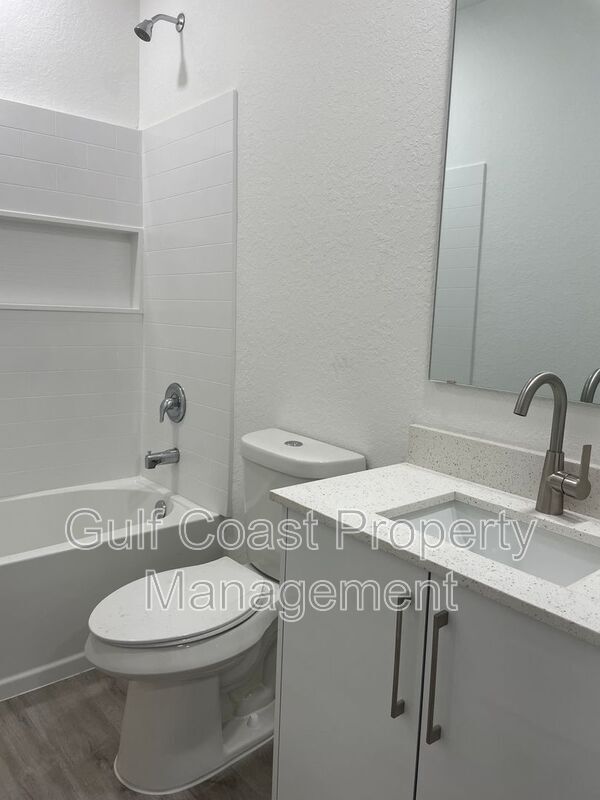 Building Photo - 1926 Marlay Ave