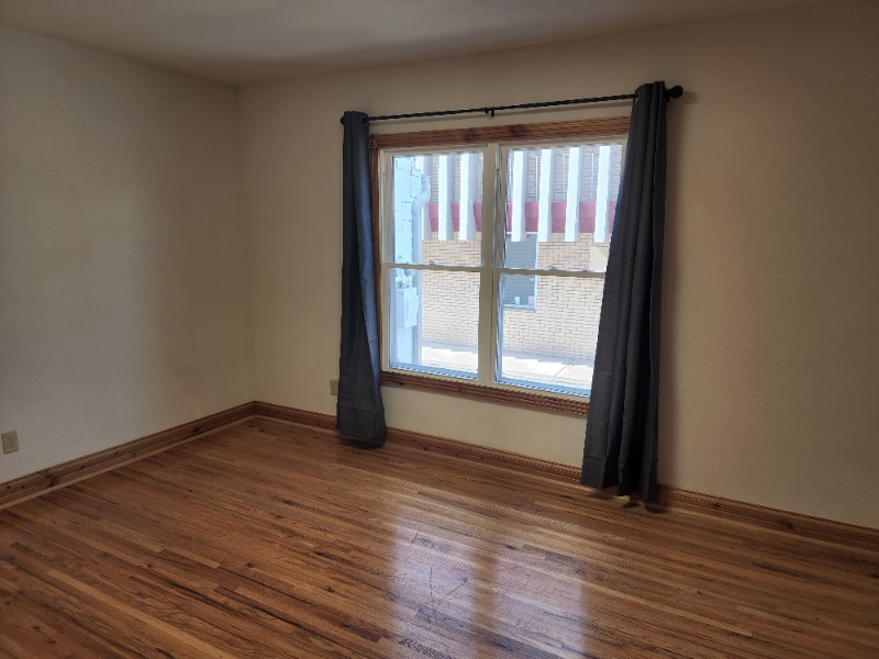 Building Photo - 1634 S College Ave