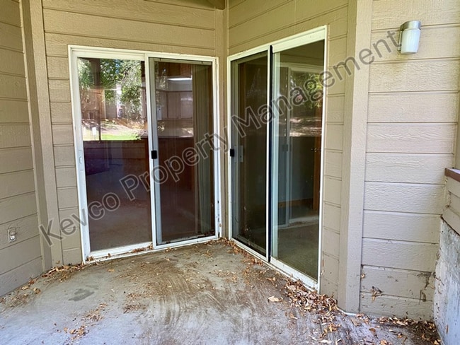 Building Photo - 4545 Wheaton Dr
