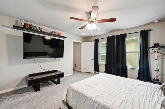 Building Photo - 6401 Arbor Crest Ln