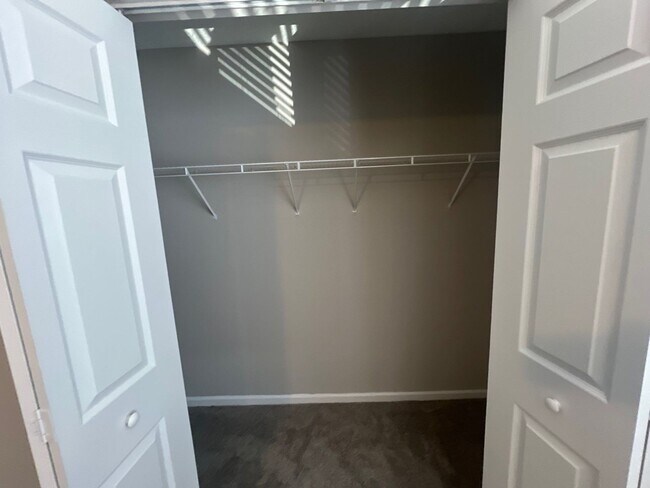 Building Photo - 5428 Cedar Ash Crossing