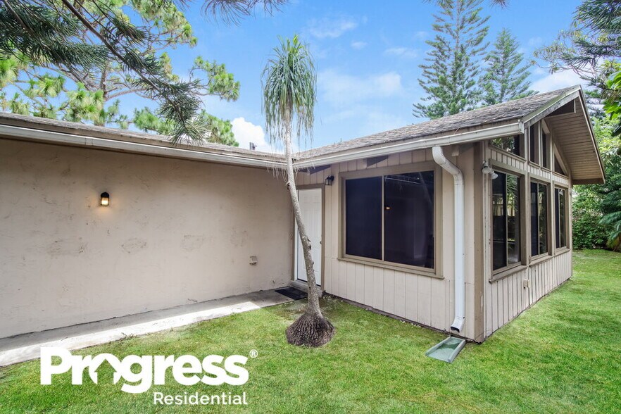 Building Photo - 225 Bayhead Dr