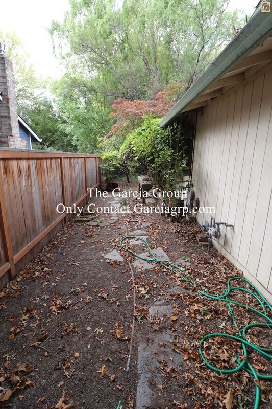 Building Photo - 9585 SW New Forest Dr