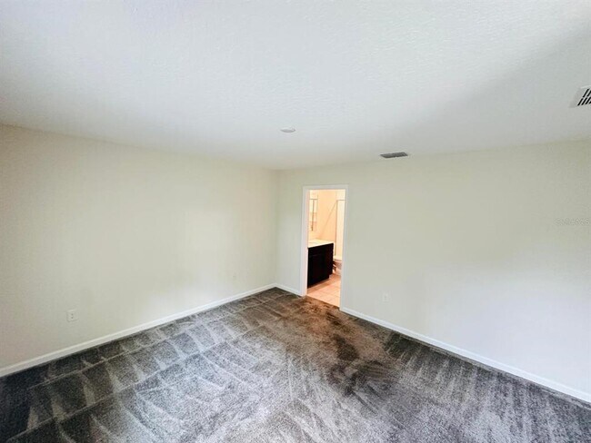 Building Photo - 1978 Ancestry Trl