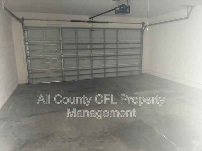 Building Photo - 13749 Lensdale Ln